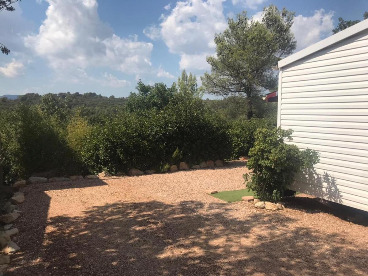 Charmant Mobil-Home Rocbaron Exterior photo