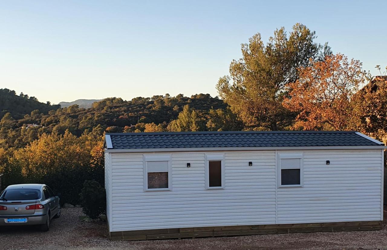 Charmant Mobil-Home Rocbaron Exterior photo